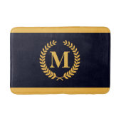Golden Laurel Wreath Monogram Badematte (Vorderseite)