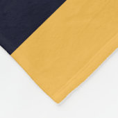 Golden Laurel Wreath Monogram Fleecedecke (Ecke)