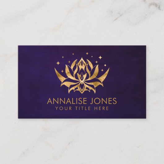 Golden Lotus Blume Form und Mond auf lila Visitenkarte (Vorderseite)