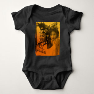 Golden Maghreb Ouled Naïl Berber Girl Female Frau Baby Strampler