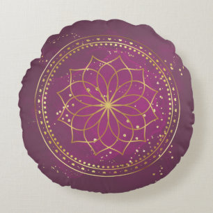 Golden Mandala auf Plum   Elegante Sacred Geometry Rundes Kissen