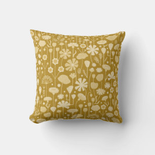 Golden Meadow Throw Kissen