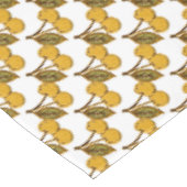 Golden Metallic Cherries Pattern Tischdecke (Schrägansicht)