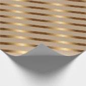 Golden Metallic Diagonal Stripes Geschenkpapier (Ecke)