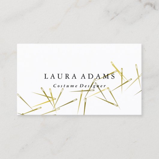 Golden Needles White | Eleganter Mode-Designer Visitenkarte (Vorderseite)
