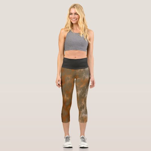 Golden Olive Marmor Capri Leggings (Vorderseite)