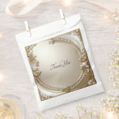 Golden Ornate Frame with Pearls Favor Bag Geschenktütchen (Ausgeschnitten)