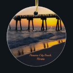 Golden Panama City Beach Sonnenuntergang Keramik Ornament<br><div class="desc">Ornament Souvenir mit einem dramatisch schönen goldenen Sonnenuntergang neben dem M.B. Miller Landkreis Pier in Panama City Beach, Florida. Ich Liebe die goldenen Pier Reflexionen entlang der Küste, während die Wellen zurück in den Golf von Mexiko. Suchen Sie weitere Drucke oder Produkte? Besuchen Sie auch meinen Shop: http://www.zazzle.com/timelessmomentsphtgy. Dieses Foto...</div>
