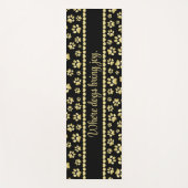 Golden Paw Prints on Black with Custom Name Yogamatte (Vorderseite)