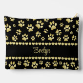 Golden Paw Prints on Black with Custom Name Zubehörtasche (Rückseite)