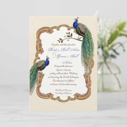 Golden Peacock & Calligraphy Wirbel Einladung (Stehend Vorderseite)