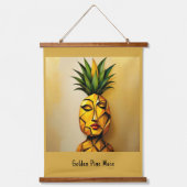 Golden Pine Muse - Pineapple Empire Designs Wandteppich Mit Holzrahmen (Vorderseite)