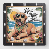Golden Retriever Beach Life Quadratische Wanduhr (Vorderseite)