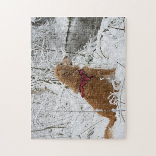 Golden Retriever Blick auf den Fluss im Schnee Puzzle (Vertikal)