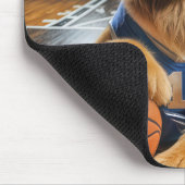 Golden Retriever Bsketball Player Mousepad (Ecke)
