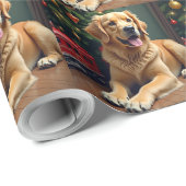 Golden Retriever by the Toy Train Christmas Geschenkpapier (Rolleneckpunkt)