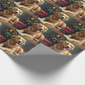 Golden Retriever by the Toy Train Christmas Geschenkpapier (Ecke)