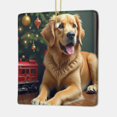 Golden Retriever by the Toy Train Christmas Keramikornament (Links)
