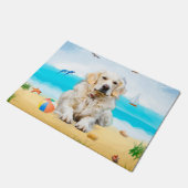 Golden Retriever Dog on Beach Fußmatte (Schrägansicht)