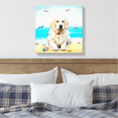 Golden Retriever Dog on Beach Leinwanddruck (Insitu (Schlafzimmer))