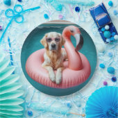 Golden Retriever Floating On a Flamingo Pool Toy Pappteller (Party)
