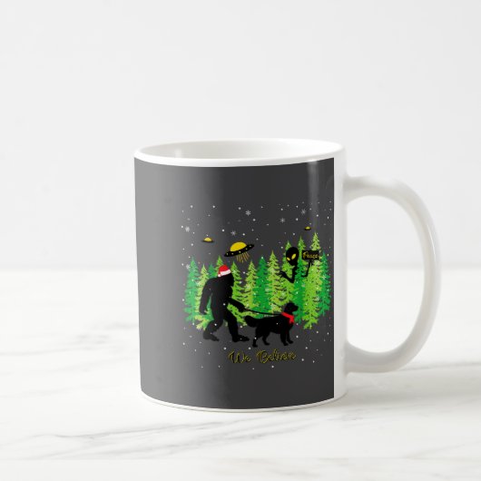 Golden Retriever Funny Bigfoot Christmas Alien Ufo Kaffeetasse (Rechts)