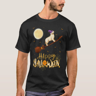 Golden Retriever Hund fährt mit Hexe auf Schrotfli T-Shirt