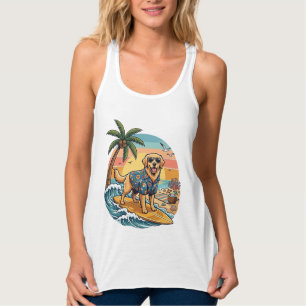 Golden Retriever Hund Surft Surfboard Sonnenunterg Tank Top