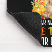 Golden Retriever I Am Not Retired I'm Under New Ma Mousepad (Ecke)