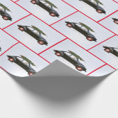 Golden Retriever im alten Auto mit Ferienkiefer Geschenkpapier (Ecke)