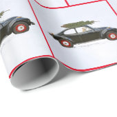 Golden Retriever im alten Auto mit Ferienkiefer Geschenkpapier (Rolleneckpunkt)