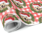 Golden Retriever in Green Wreath auf Gingham Geschenkpapier (Rolleneckpunkt)