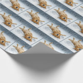 Golden Retriever Making a Snow Angel Geschenkpapier (Ecke)