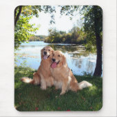 Golden retriever-Park und Fluss Mousepad (Vorne)
