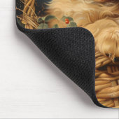 Golden Retriever Puppy in einem Korb Mousepad (Ecke)