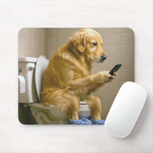 Golden Retriever Sitting On the Toilet Texting Mousepad (Mit Mouse)