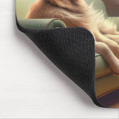 Golden Retriever sitzend vor dem Lüfter Mousepad (Ecke)