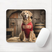 Golden Retriever Tragen ein rotes, müdes Shirt Mousepad (Mit Mouse)