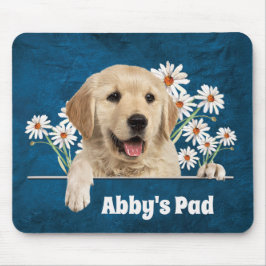 Golden Retriever und Daisies on Leather Mousepad