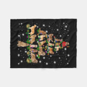 Golden Retriever Weihnachtsbaum abgedeckt durch Fl Fleecedecke (Vorderseite (Horizontal))