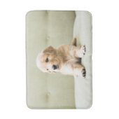 Golden Retriever Welpe auf Couch Badematte (Vorderseite Vertikal)