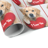 Golden Retriever With a Red Heart Pillow Geschenkpapier (Rolleneckpunkt)