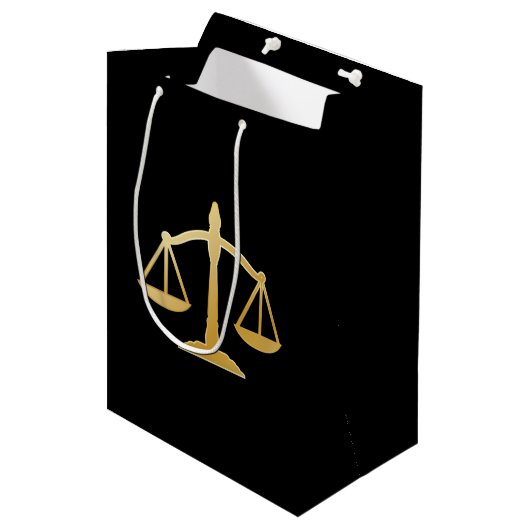 Golden Scales of Justice Theme Design Mittlere Geschenktüte (Vorderseite Schrägansicht)