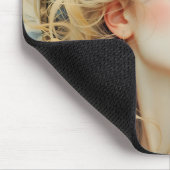 Golden Seraph - Engel aus Licht und Grace Mousepad (Ecke)