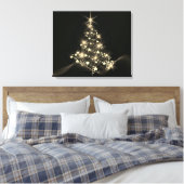 Golden Shine of Stars on Christmas Tree Dark Leinwanddruck (Insitu (Schlafzimmer))