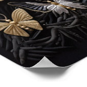 Golden Silver Fantasy Moths Dunkler Kern Poster (Ecke)