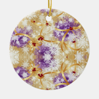 Golden Snowfall Ribbon — Elegant Christmas Design Keramik Ornament