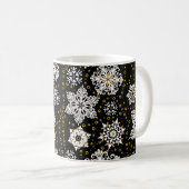 Golden Snowflakes Glam Kaffeetasse (VorderseiteRechts)
