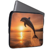 Golden Sunset Dolphin Laptopschutzhülle (Vorne Rechts)