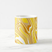 Golden Swirl Abstraktes Fluid Art Kaffeetasse (Mittel)